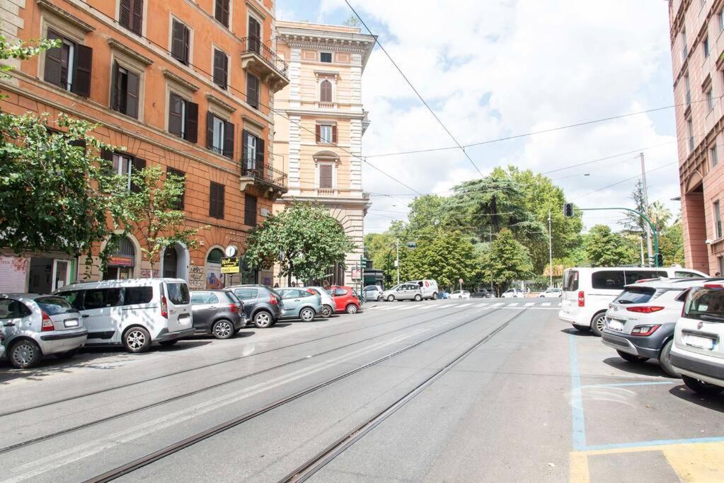 La Casa Di Marisela In Via Emanuele Filiberto * Rom